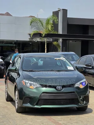 Toyota Corolla 2015 Green
