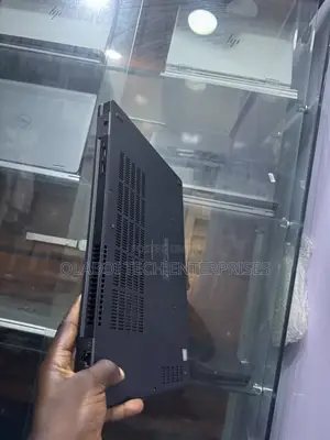 Laptop Dell Latitude 5580 16GB Intel Core i7 SSD 256GB