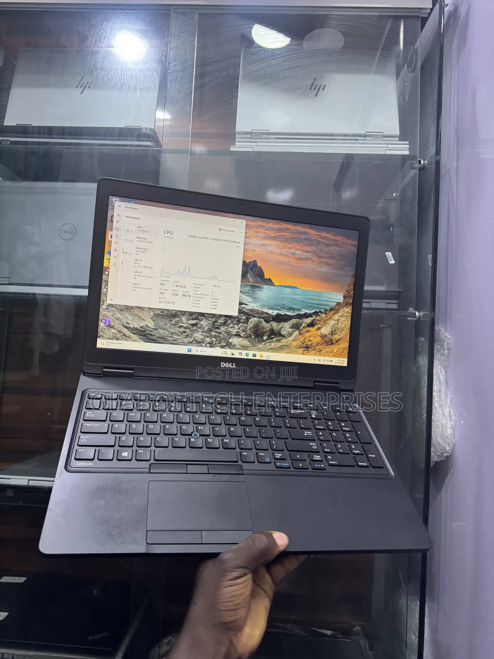 Laptop Dell Latitude 5580 16GB Intel Core i7 SSD 256GB