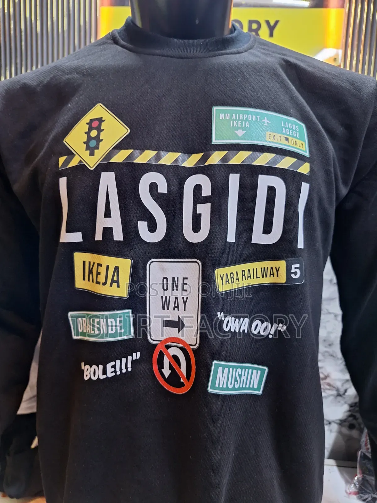 Sweat Shirt