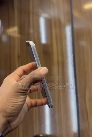 Apple iPhone XR 128 GB White