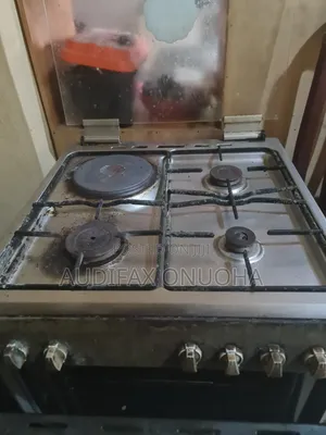 Gas Cooker With Oven