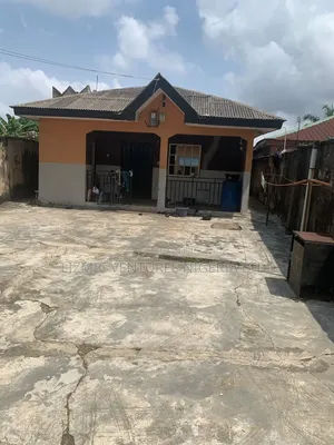 3bdrm Bungalow in Akesan, Abaranje for sale