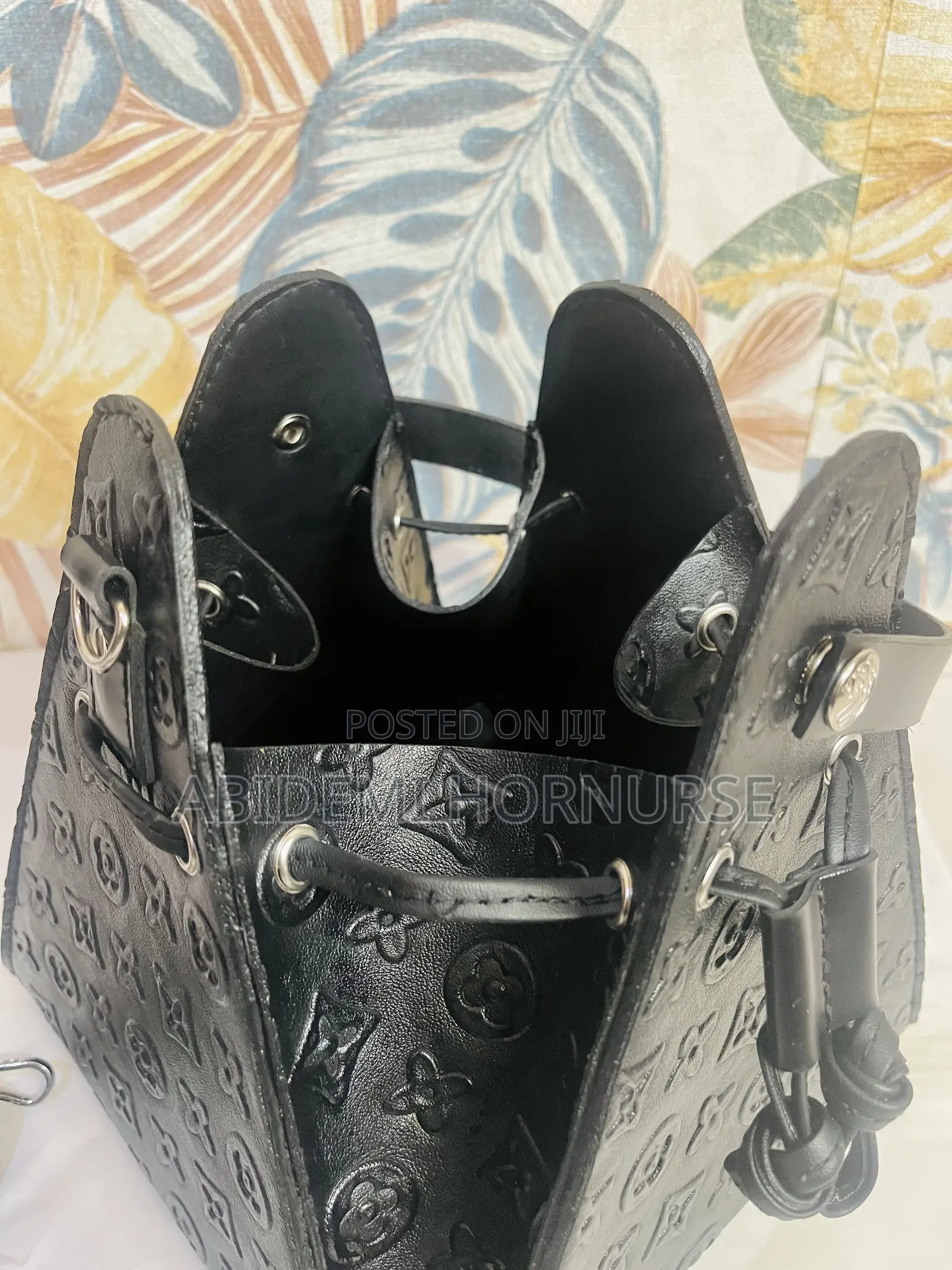 Pyramid Bag