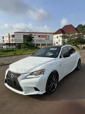 Lexus IS 350 AWD 2014 White