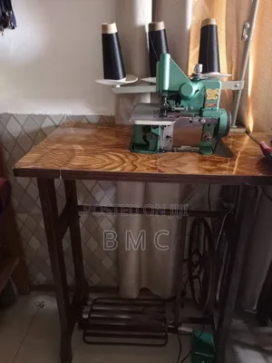 Manual Butter Overlocking Machine Plus Stand