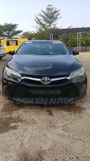 Toyota Camry XLE 4dr Sedan (2.5L 4cyl 6A) 2015 Green