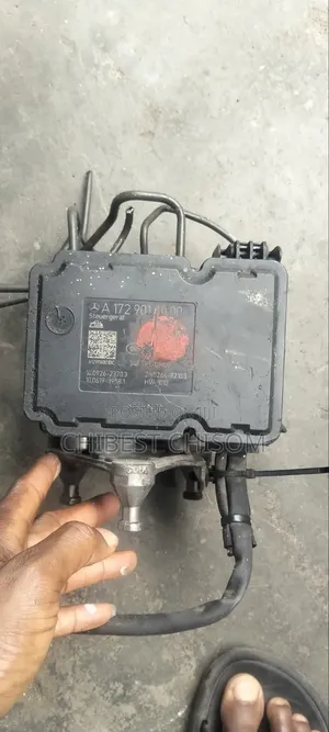 Mercedes-Benz ABS Pump 204 013