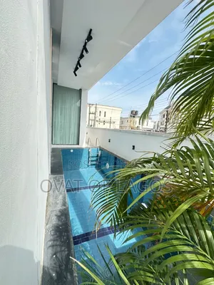 5bdrm Duplex in Ikota for sale