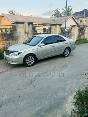 Toyota Camry XLE 4dr Sedan (2.4L 4cyl 5A) 2006 Silver