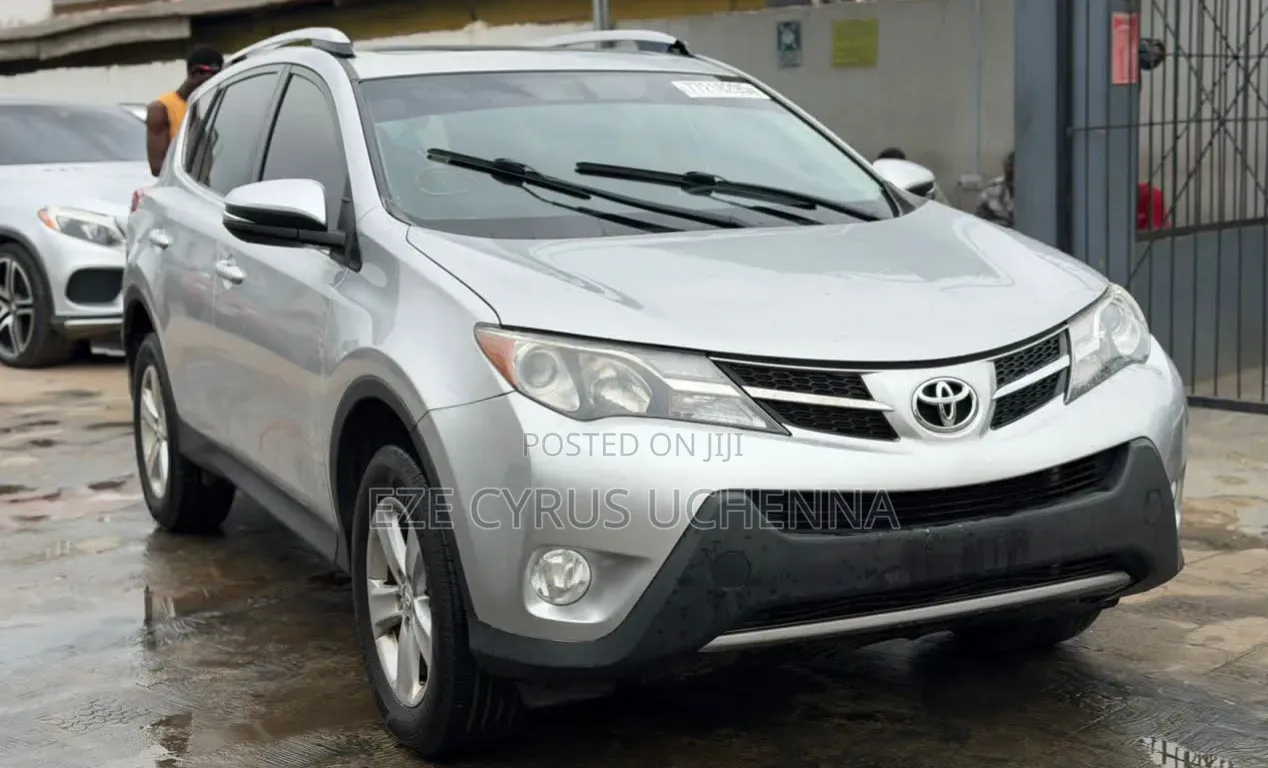 Toyota RAV4 2014 Silver