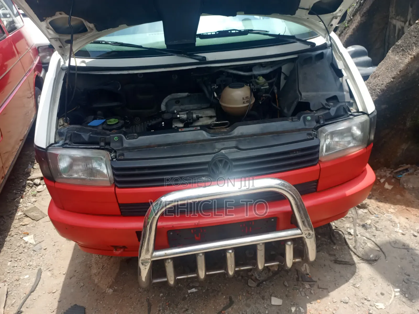Volkswagen Transporter 2000 Red