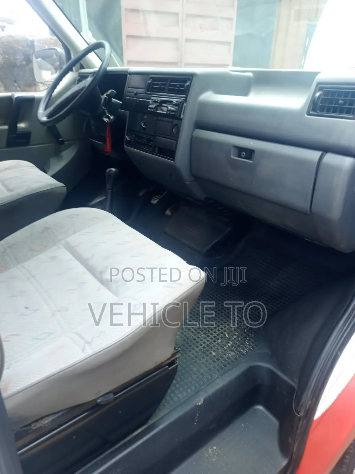 Volkswagen Transporter 2000 Red
