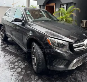 Mercedes-Benz GLC-Class 2016
