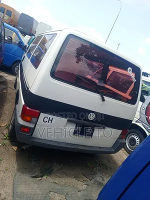 Volkswagen Transporter 2000 White