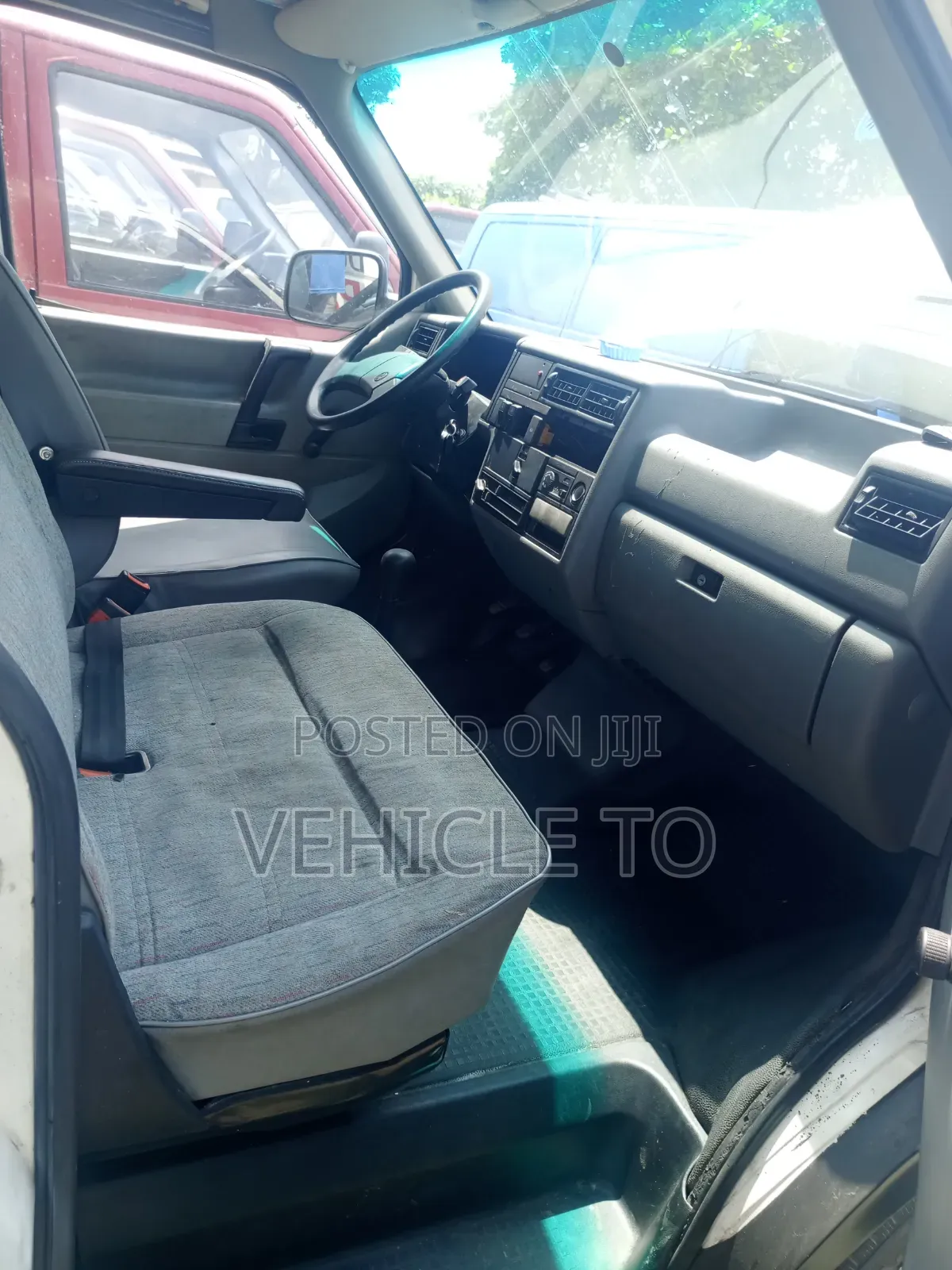 Volkswagen Transporter 2000 White