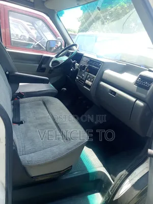 Volkswagen Transporter 2000 White