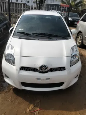 Toyota Yaris 2013 White
