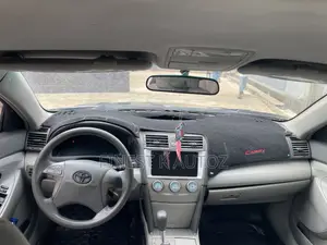Toyota Camry LE 4dr Sedan (2.4L 4cyl 5A) 2008 Gray