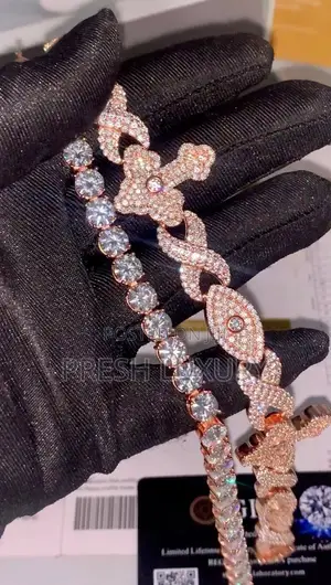 VVS Moissanite Infinity Bracelet