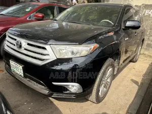 Toyota Highlander 2013 Black