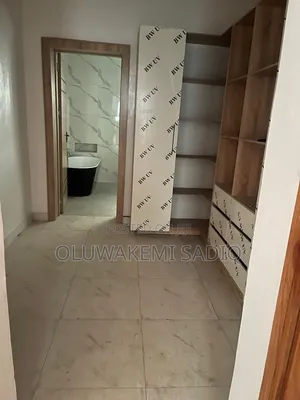 5bdrm Duplex in Ikeja, Adeniyi Jones for rent