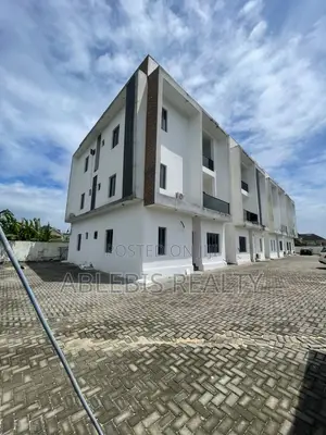 3bdrm Apartment in Ajah for sale