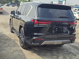 Lexus LX 500d 2026 Black