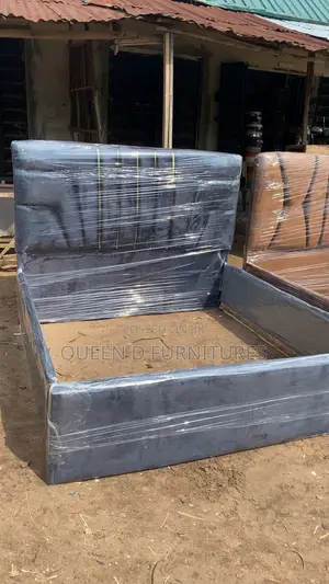 6/6 Bedstand