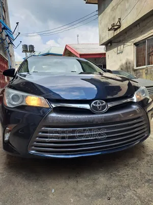 Toyota Camry LE 4dr Sedan (2.5L 4cyl 6A) 2015 Blue