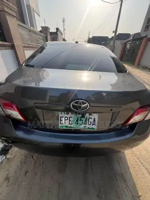 Toyota Camry 2010 Gray