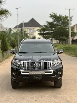 Toyota Land Cruiser Prado 2015 Black