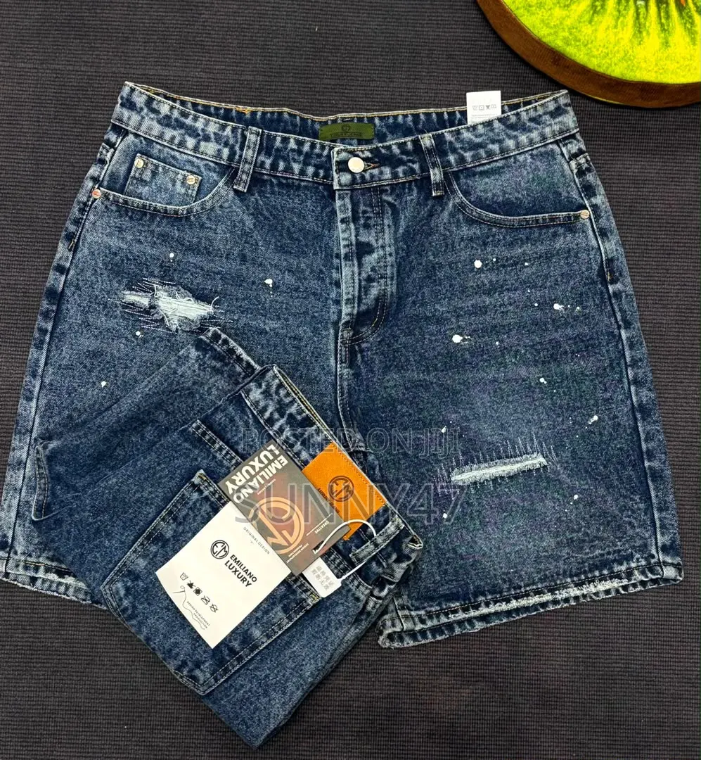 Short Jeans