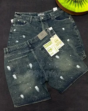 Short Jeans