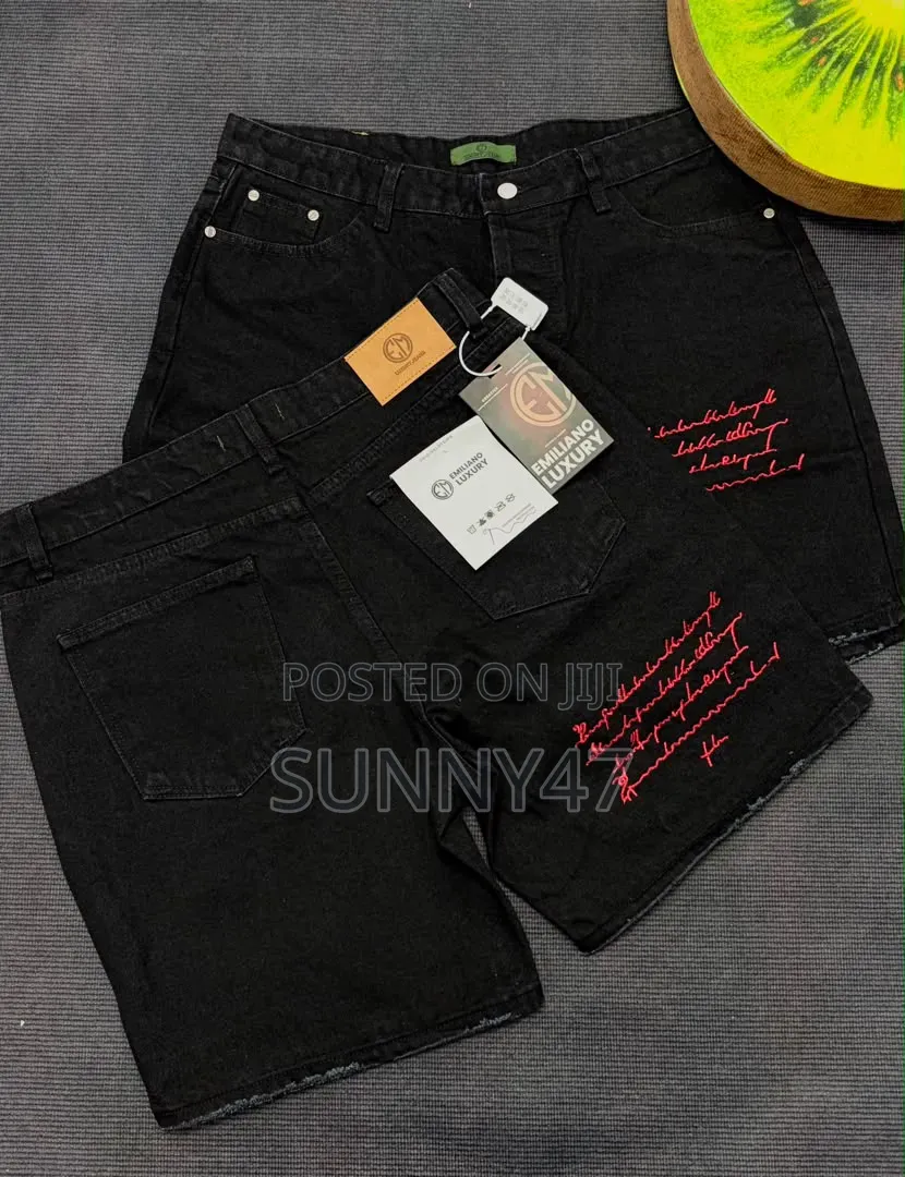 Short Jeans