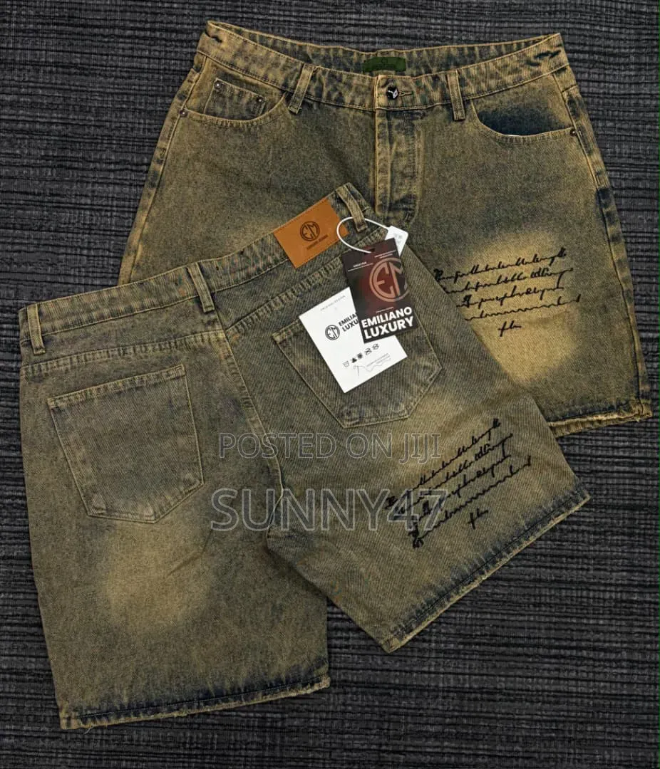 Short Jeans
