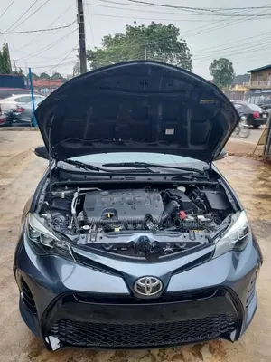Toyota Corolla 2017 Blue