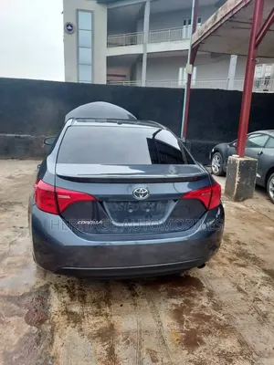 Toyota Corolla 2017 Blue