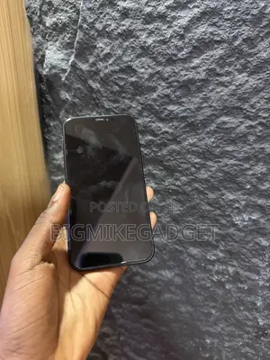 Apple iPhone XR 64 GB Black