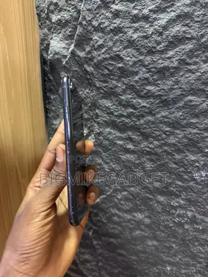 Apple iPhone XR 64 GB Black