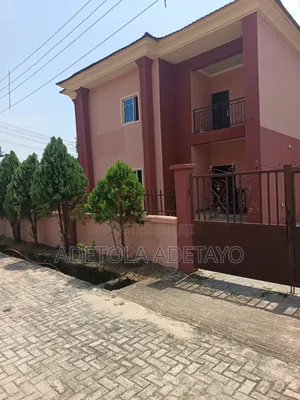 5bdrm Duplex in Zone B for rent