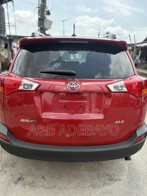 Toyota RAV4 2014 Red