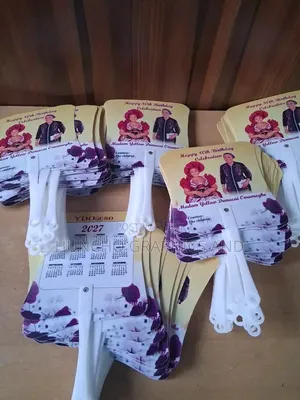 Custom Hand Fan Design & Printing for Events – Bulk Orders Available