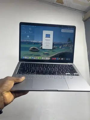 Laptop Apple MacBook Pro 2023 M2 Pro 16GB Apple M2 SSD 512GB