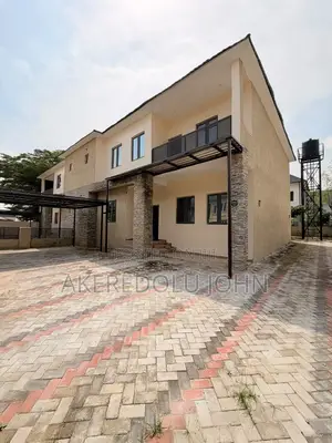 4bdrm Duplex in Mbora for sale