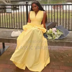 Luxury Waist-Chinching Elegant Dress