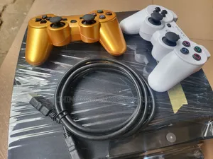 PlayStation3 PS3 With Games and 2pads
