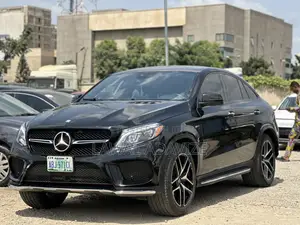 Mercedes-Benz GLE-Class 2016 Black