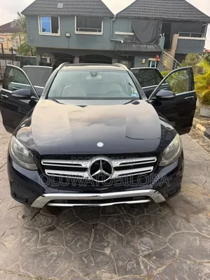 Mercedes-Benz GLC-Class 2019 Blue