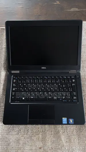 Laptop Dell Latitude 12 E5250 4GB Intel Core i3 HDD 500GB